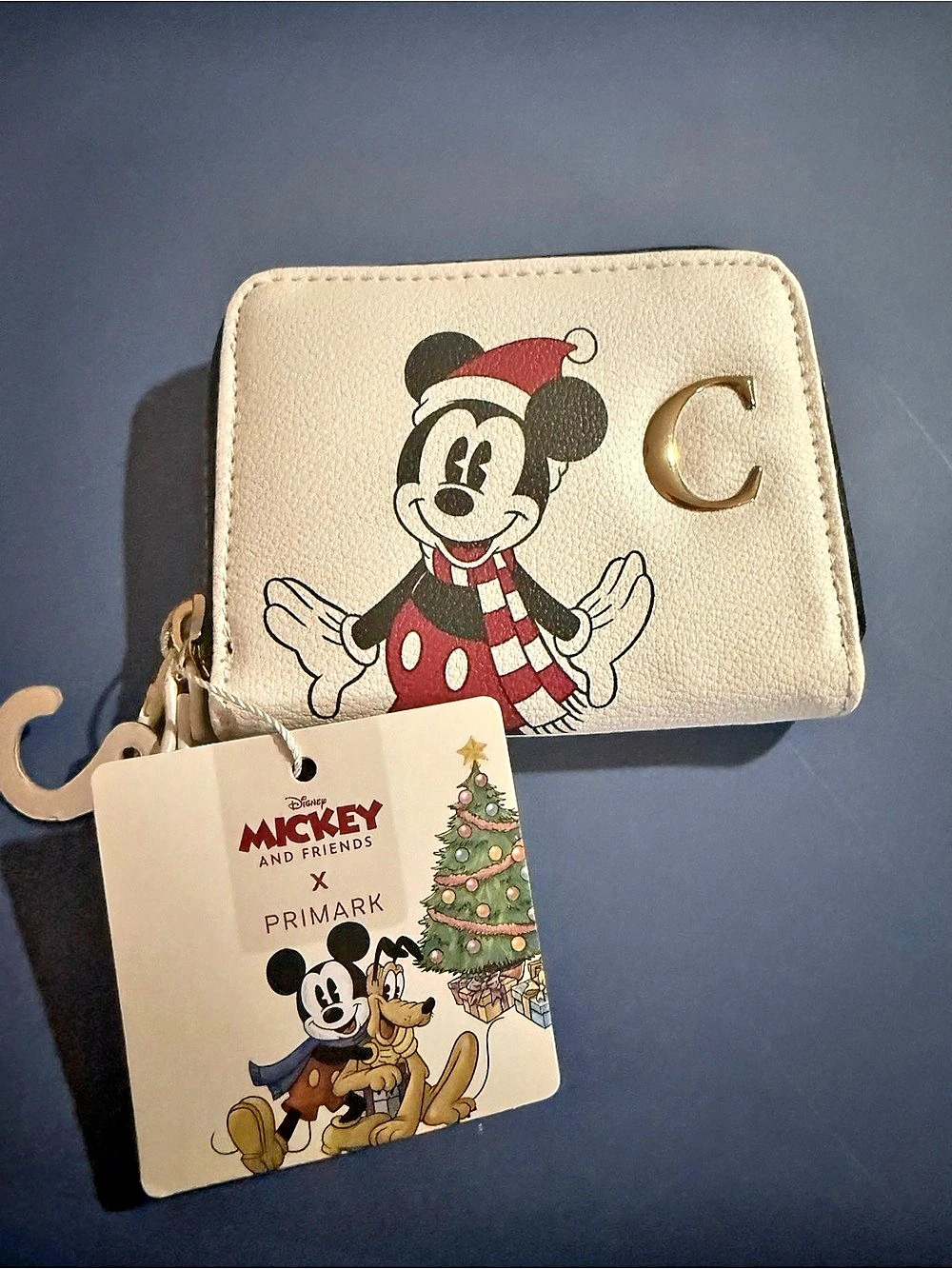 NWT Mickey Christmas Coin Wallet Letter C